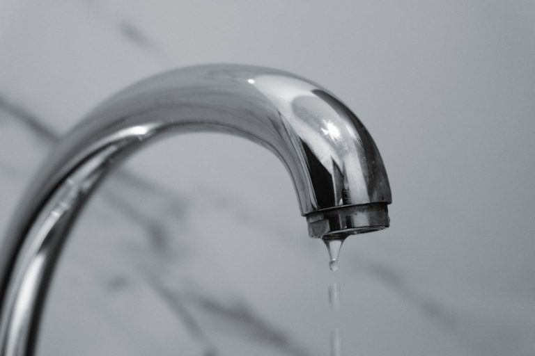 Vazamento Hidráulico em Casa